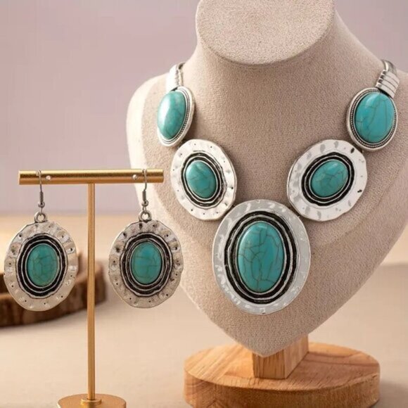 Boho Statement Necklace & Earrings Set – Vintage Silver & Turquoise Oval Jewelry - Picture 3 of 5